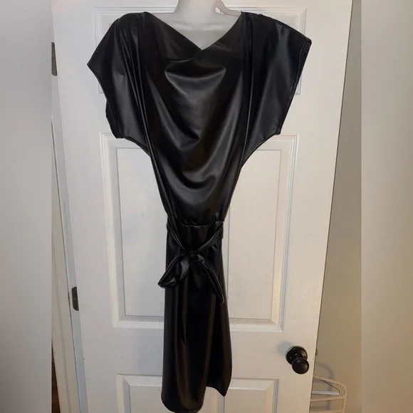Fashion Nova Off the Shoulder Faux Leather dress  Sz 1X - Picture 5 of 9